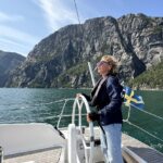 הפלגה לקפריסין - יאכטה בים - פני הים